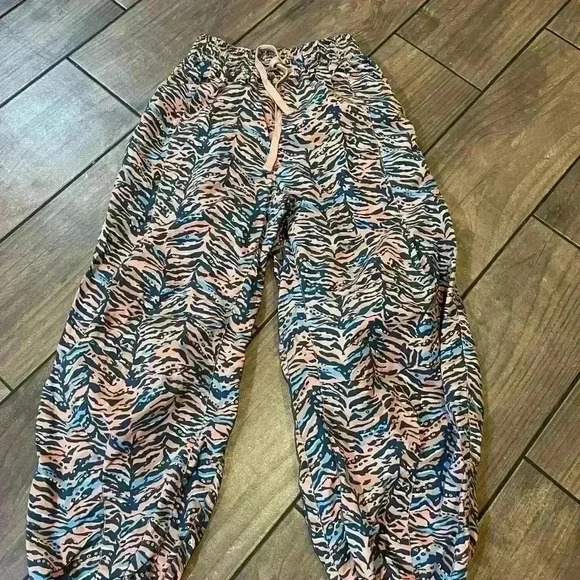 Free People Movement Zephyr Printed Joggers  Xsmall - Picture 5 of 5